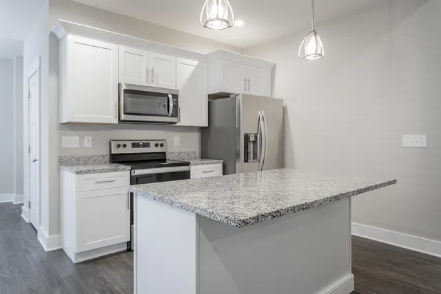 $2,700 | 8197 Double Eagle Court, Ooltewah, TN 37363