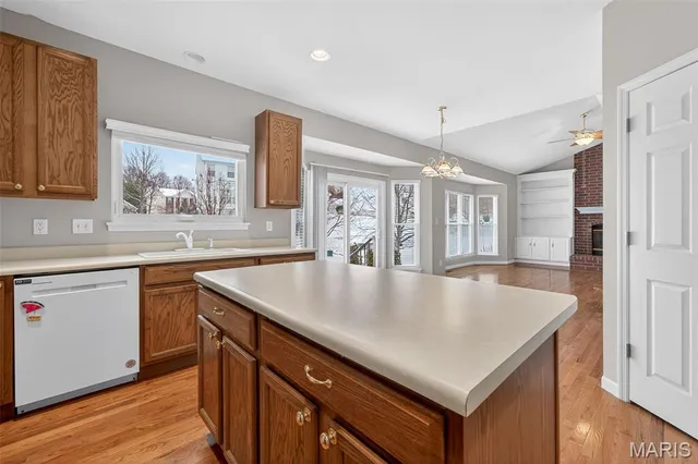 $550,000 | 93 Arapahoe Basin Court, O'Fallon, MO 63368