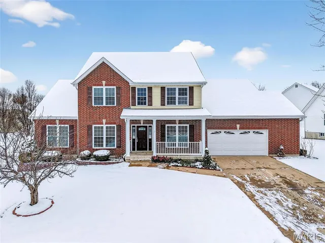 $550,000 | 93 Arapahoe Basin Court, O'Fallon, MO 63368