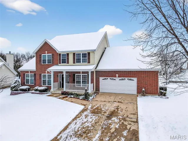 $550,000 | 93 Arapahoe Basin Court, O'Fallon, MO 63368