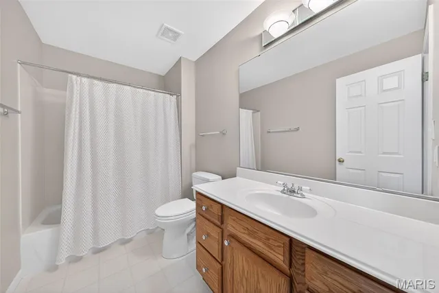 $550,000 | 93 Arapahoe Basin Court, O'Fallon, MO 63368