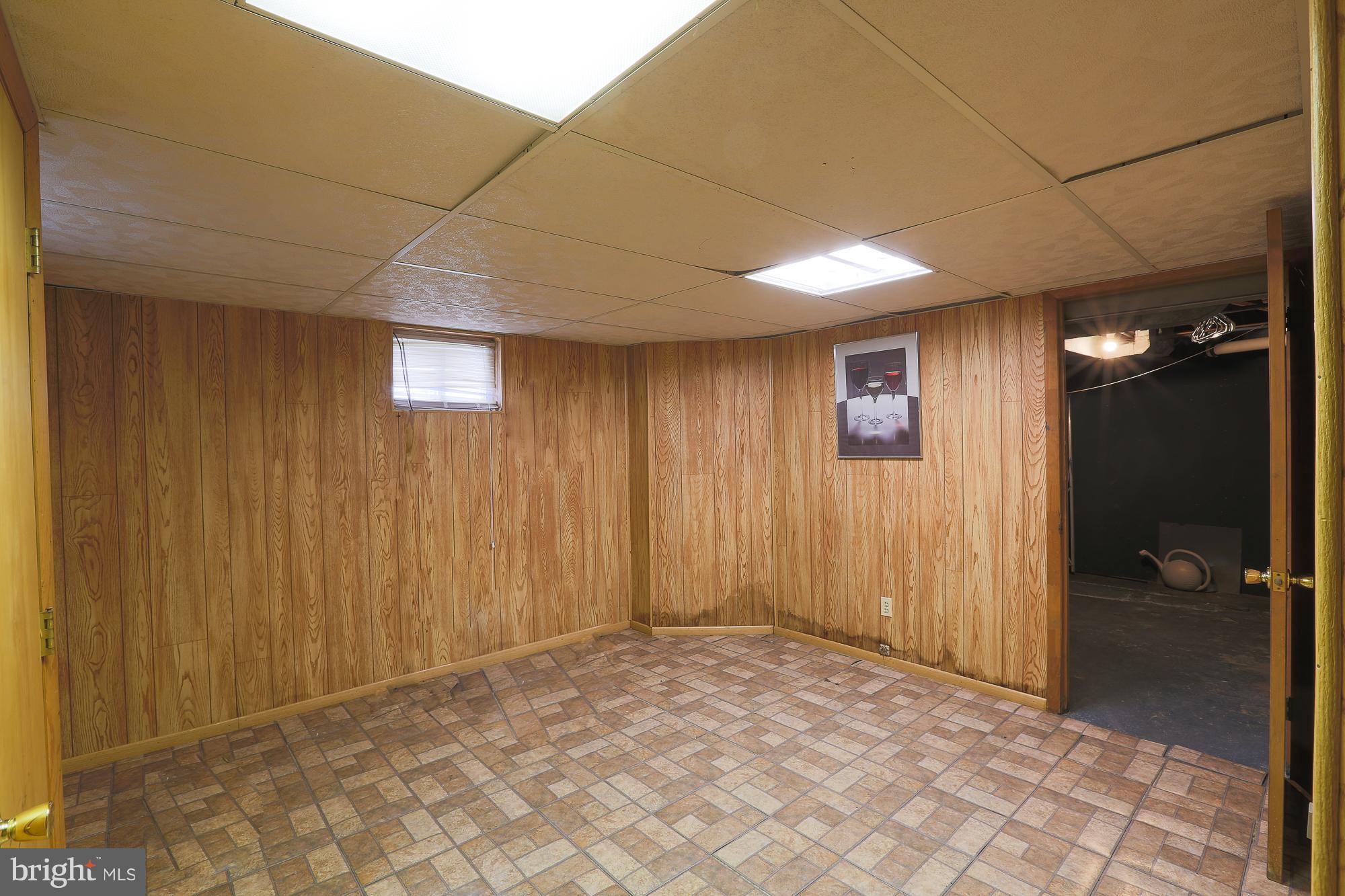1046 Tunbridge Road Baltimore, MD 21212 - Photo 24 of 30 a view of an empty room