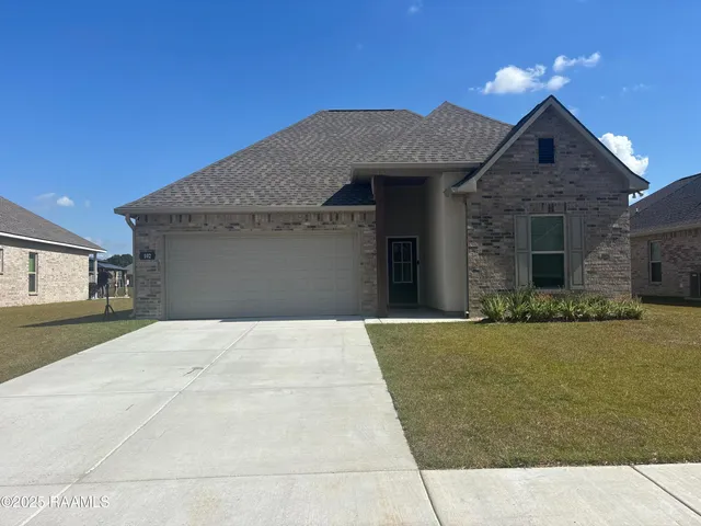$2,000 | 102 Jubilation Street, Youngsville, LA 70592