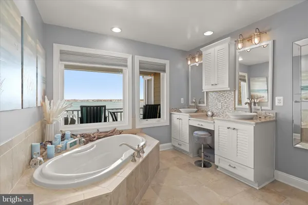 $1,325,000 | 350 Narrows Pointe Drive, Grasonville, MD 21638