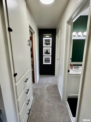 $167,500 | 715 Lawndale Drive, Macomb, IL 61455