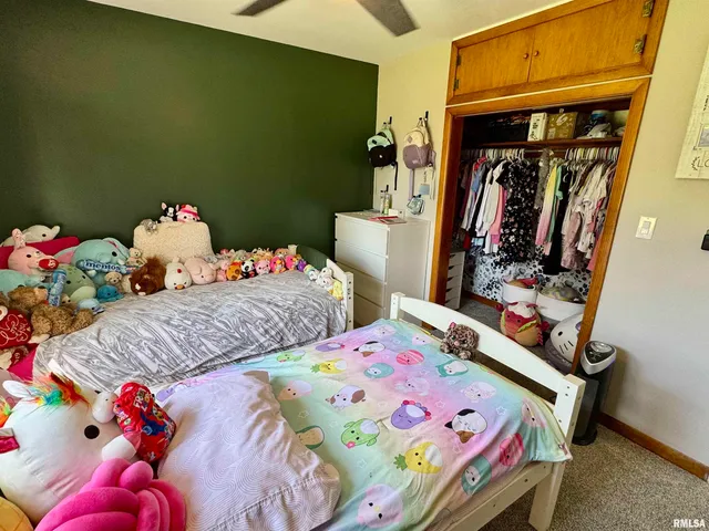 $167,500 | 715 Lawndale Drive, Macomb, IL 61455