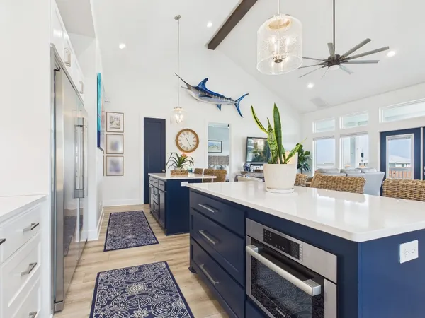 $850,000 | 117 Ball Street, Rockport, TX 78382