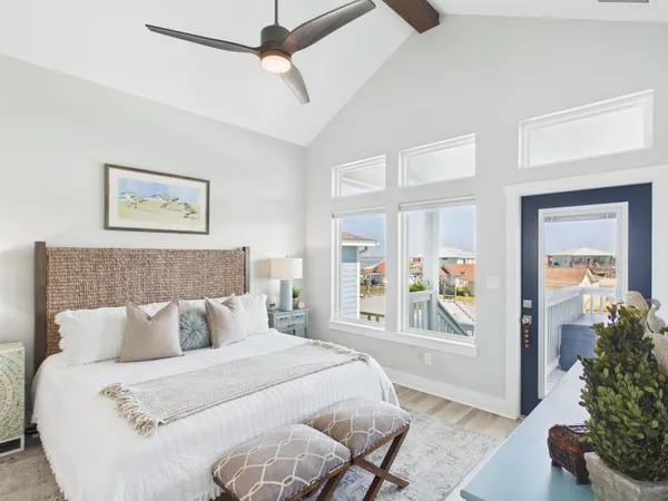 $850,000 | 117 Ball Street, Rockport, TX 78382