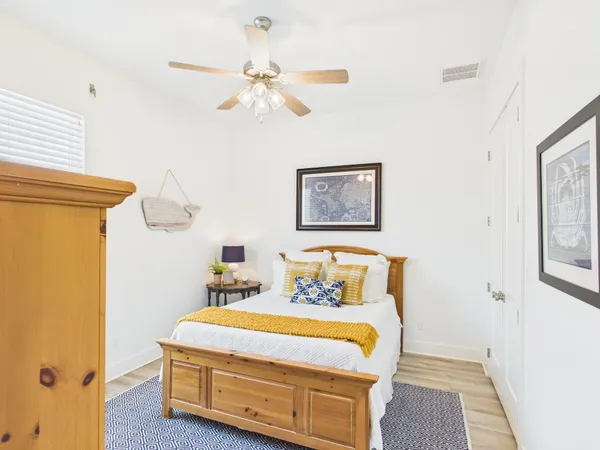$850,000 | 117 Ball Street, Rockport, TX 78382