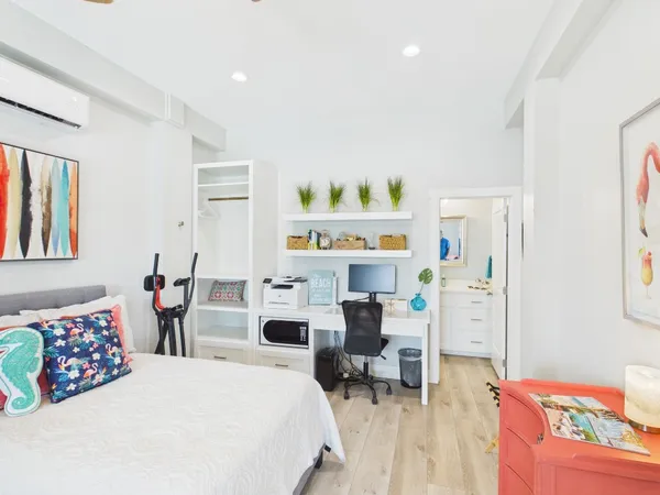 $850,000 | 117 Ball Street, Rockport, TX 78382