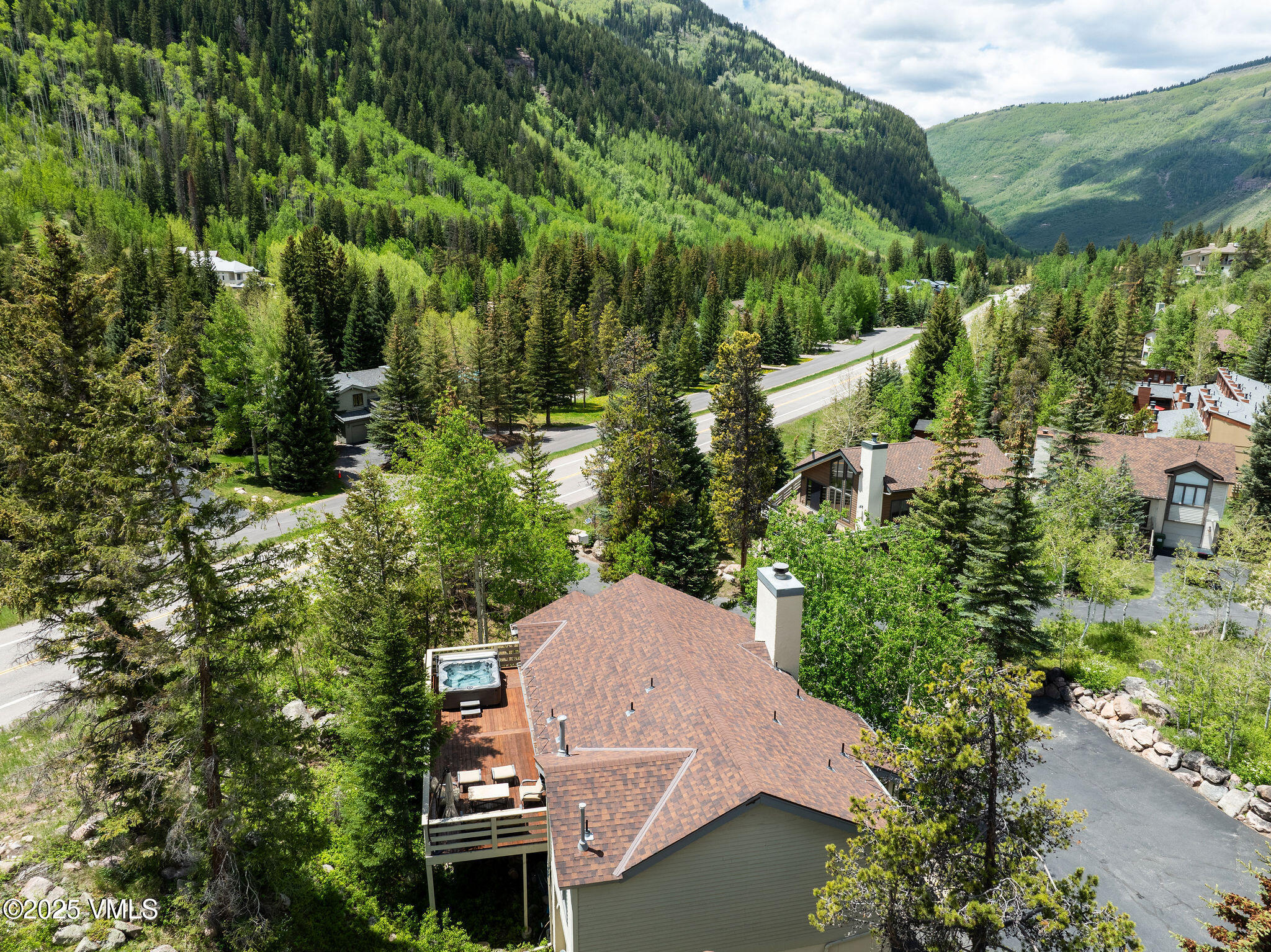 4515 Big Horn Road, Unit H Vail, CO 81657 - Photo 11 of 28 4515_bighorn_park_H_aerial_e