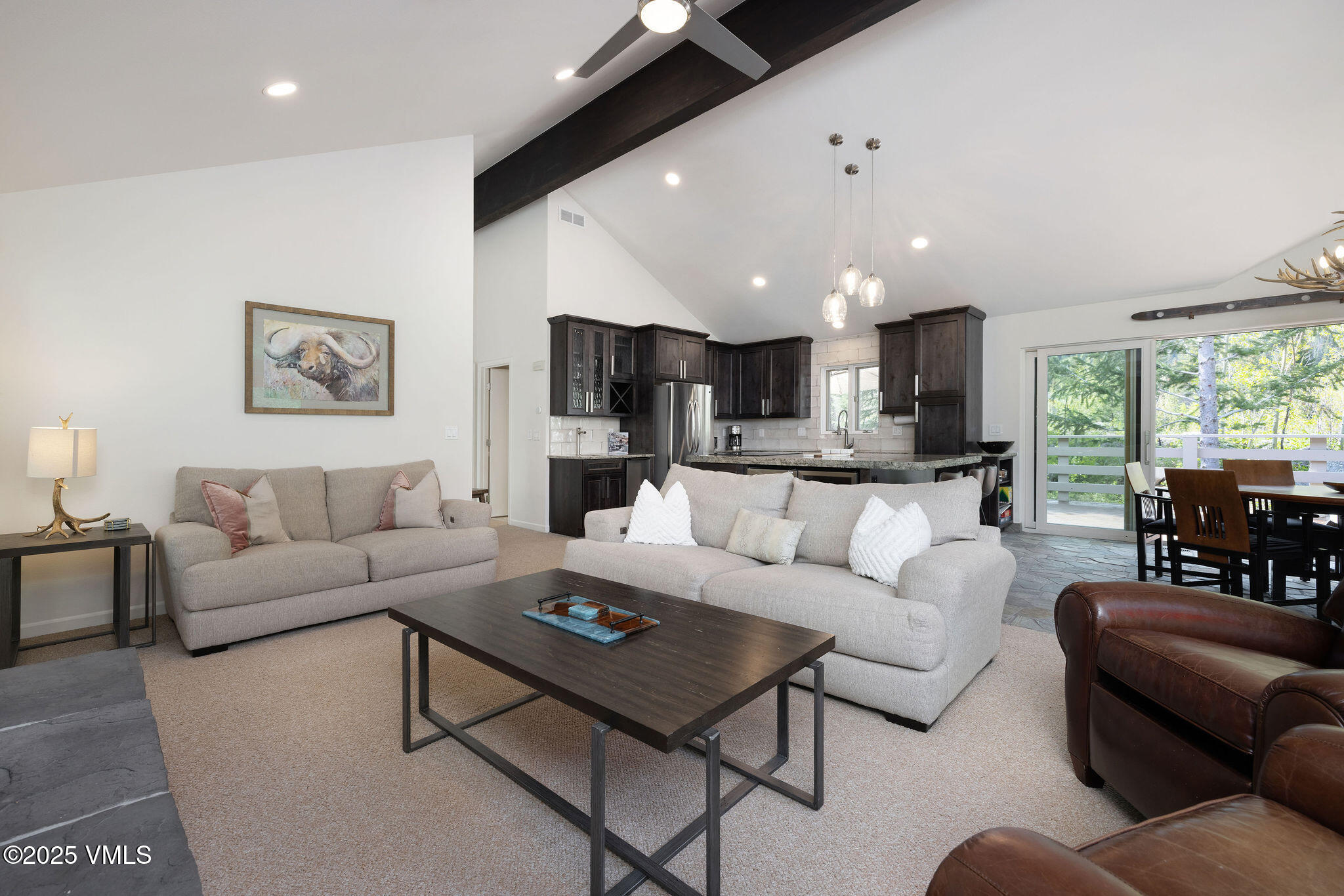 4515 Big Horn Road, Unit H Vail, CO 81657 - Photo 2 of 28 2505_4515_bighorn_rd_h_interior_living