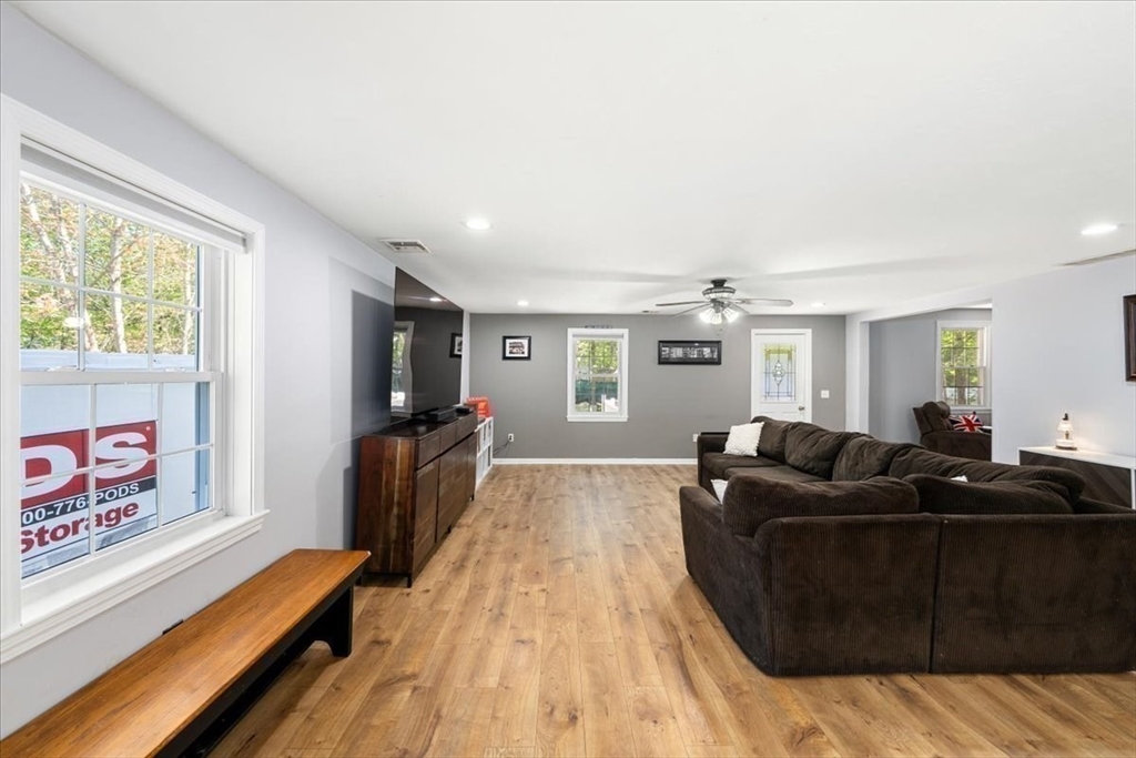 13 Sylvester Road Natick, MA 01760 - Photo 10 of 39