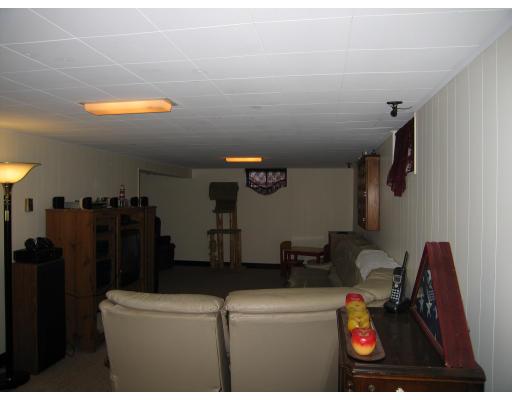 31 Melba Street Springfield, MA 01119 - Photo 14 of 14 a living room with furniture and a air conditioner vent