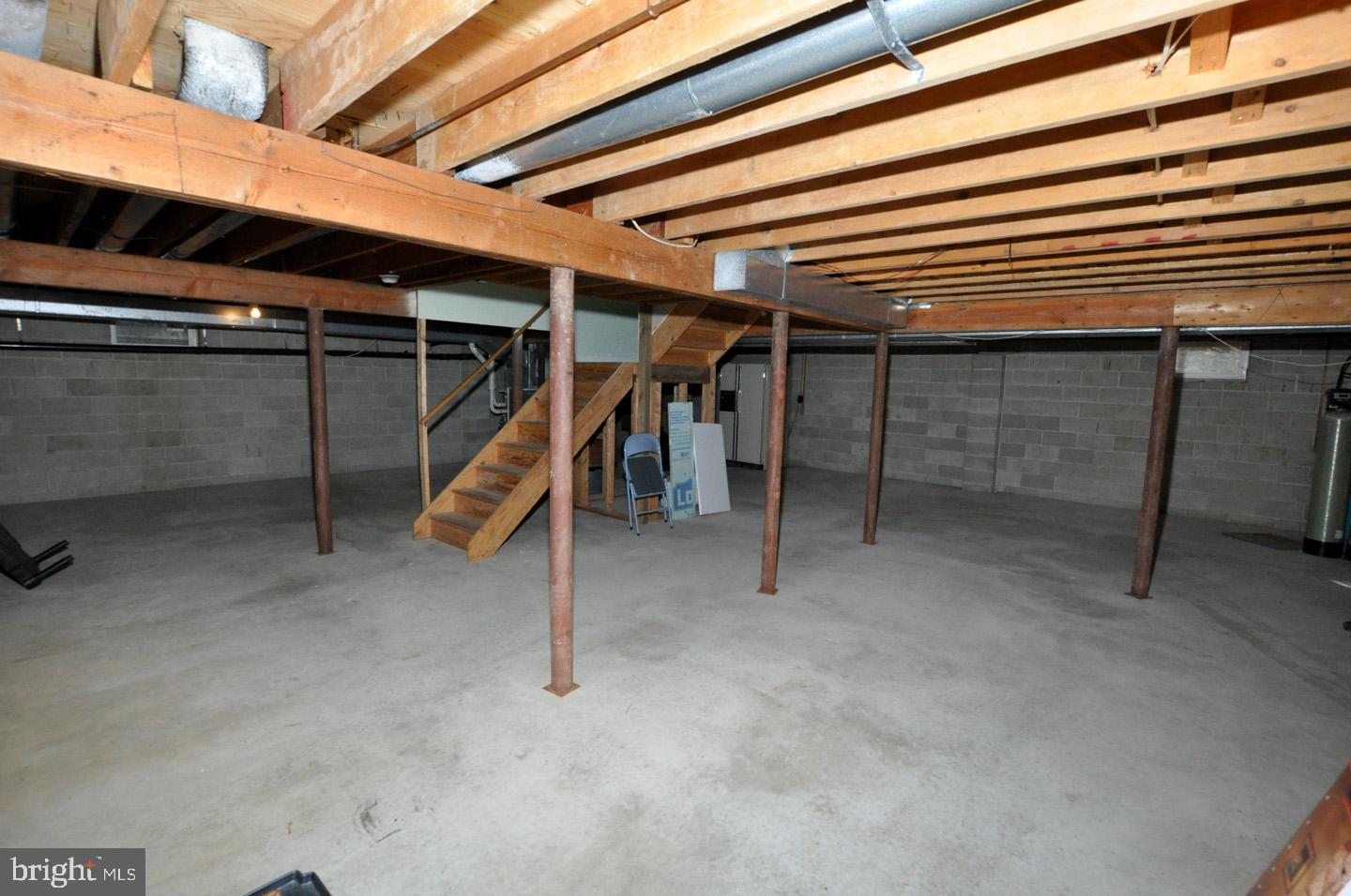 850 McKendimen Road Shamong, NJ 08088 - Photo 30 of 32 Large Basement for Extra space