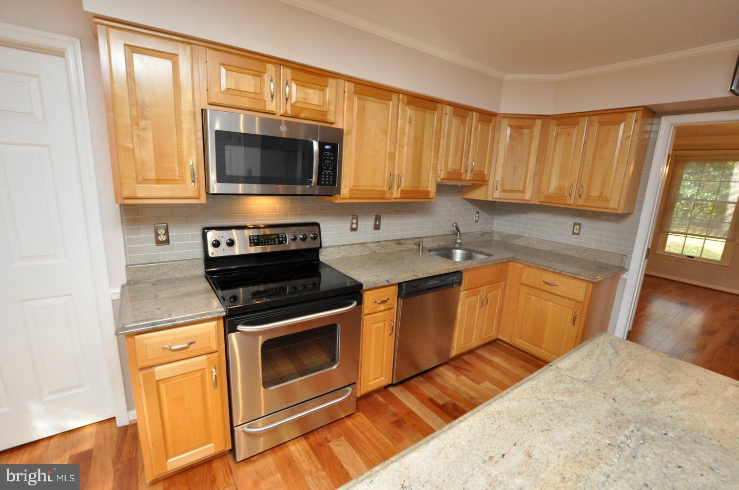 850 McKendimen Road Shamong, NJ 08088 - Photo 7 of 32 Granite Counter Tops