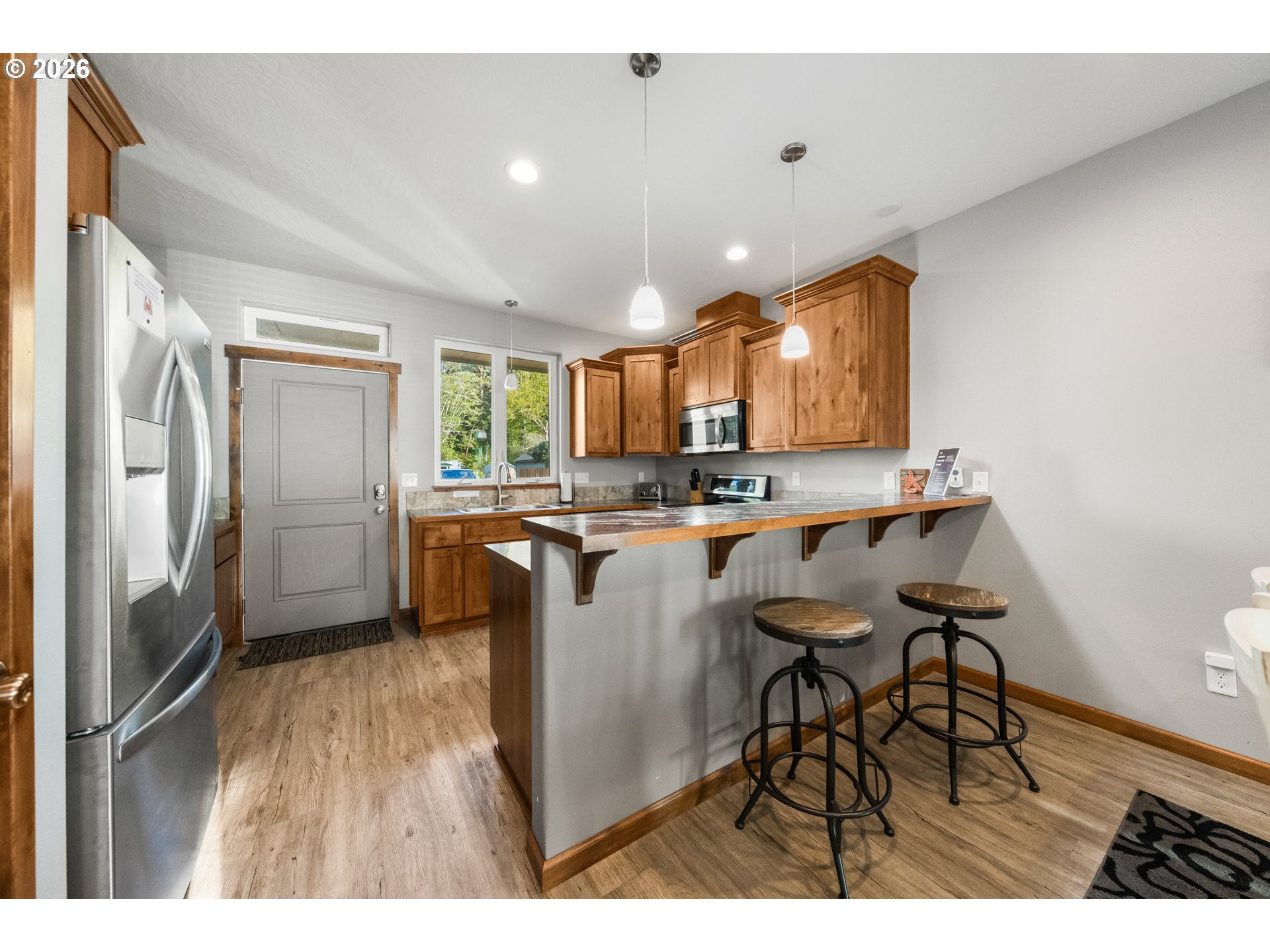 64776 Wygant Road Coos Bay, OR 97420 - Photo 11 of 48