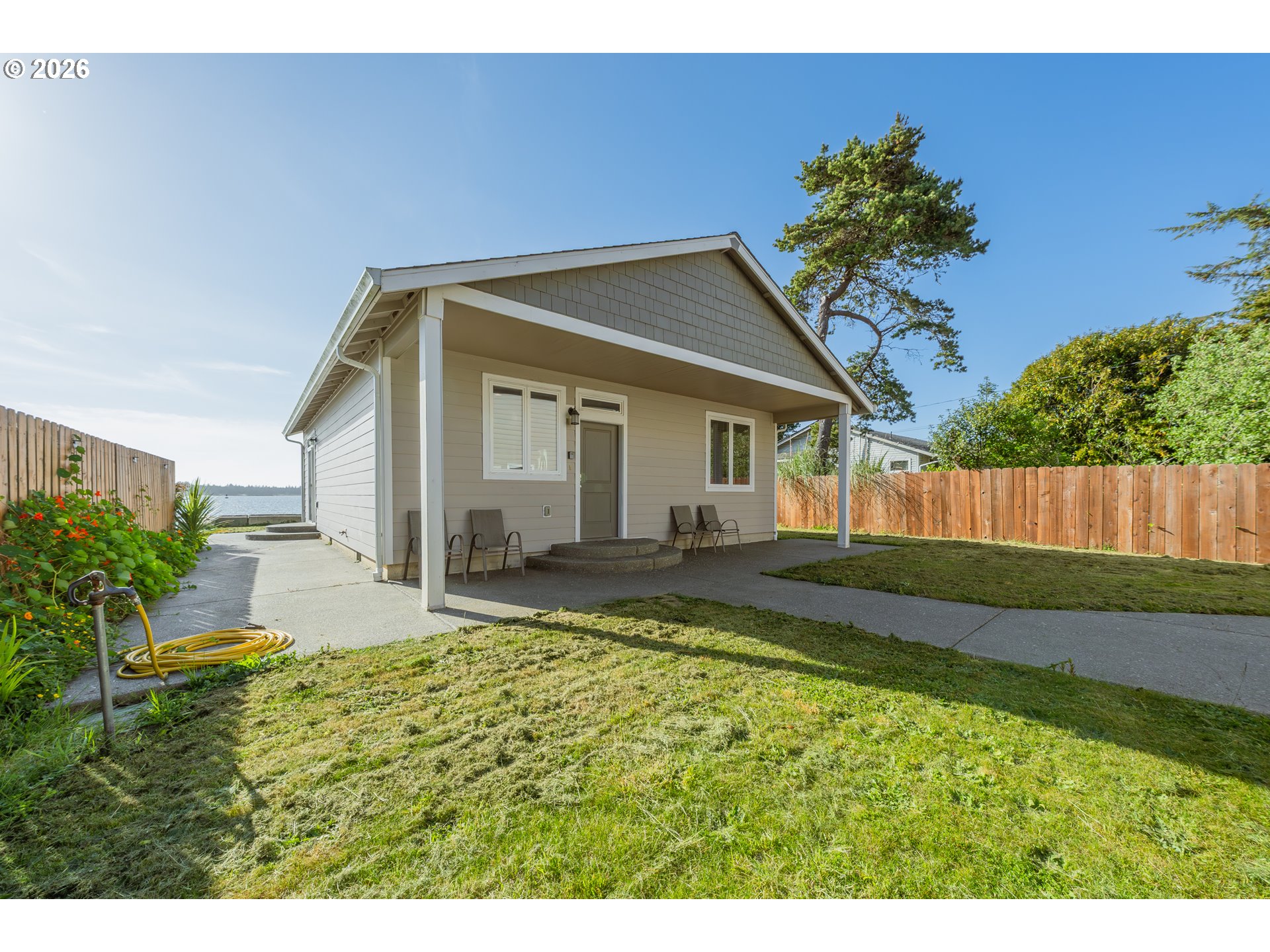 64776 Wygant Road Coos Bay, OR 97420 - Photo 4 of 48