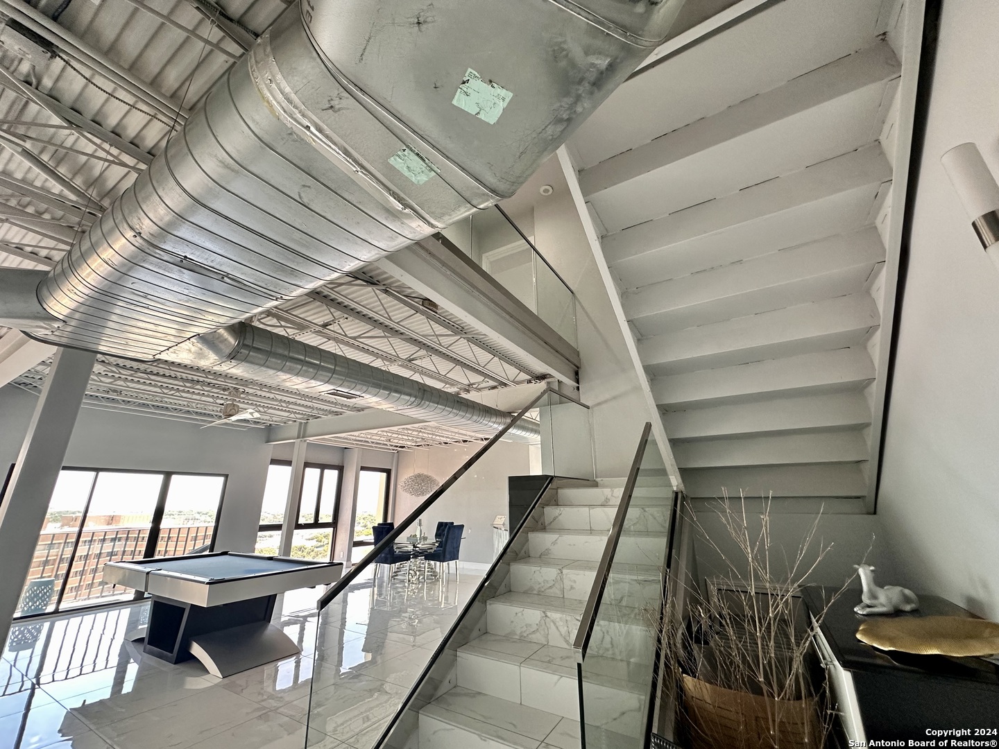 7701 Wurzbach Road, Unit 2301 San Antonio, TX 78229 - Photo 8 of 36 a view of entryway