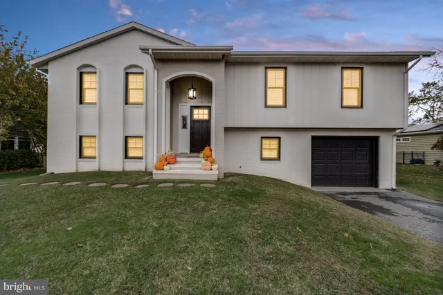 $769,000 | 144 Cornwall Road, Rehoboth Beach, DE 19971