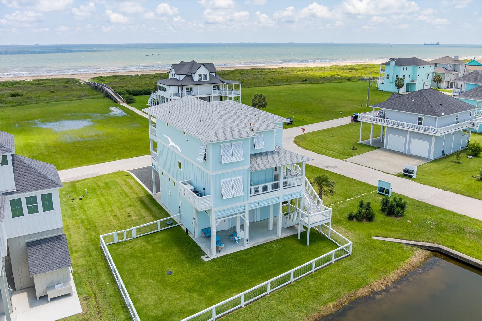 3701 Biscayne Beach Road Port Bolivar, TX 77650 - Photo 2 of 50