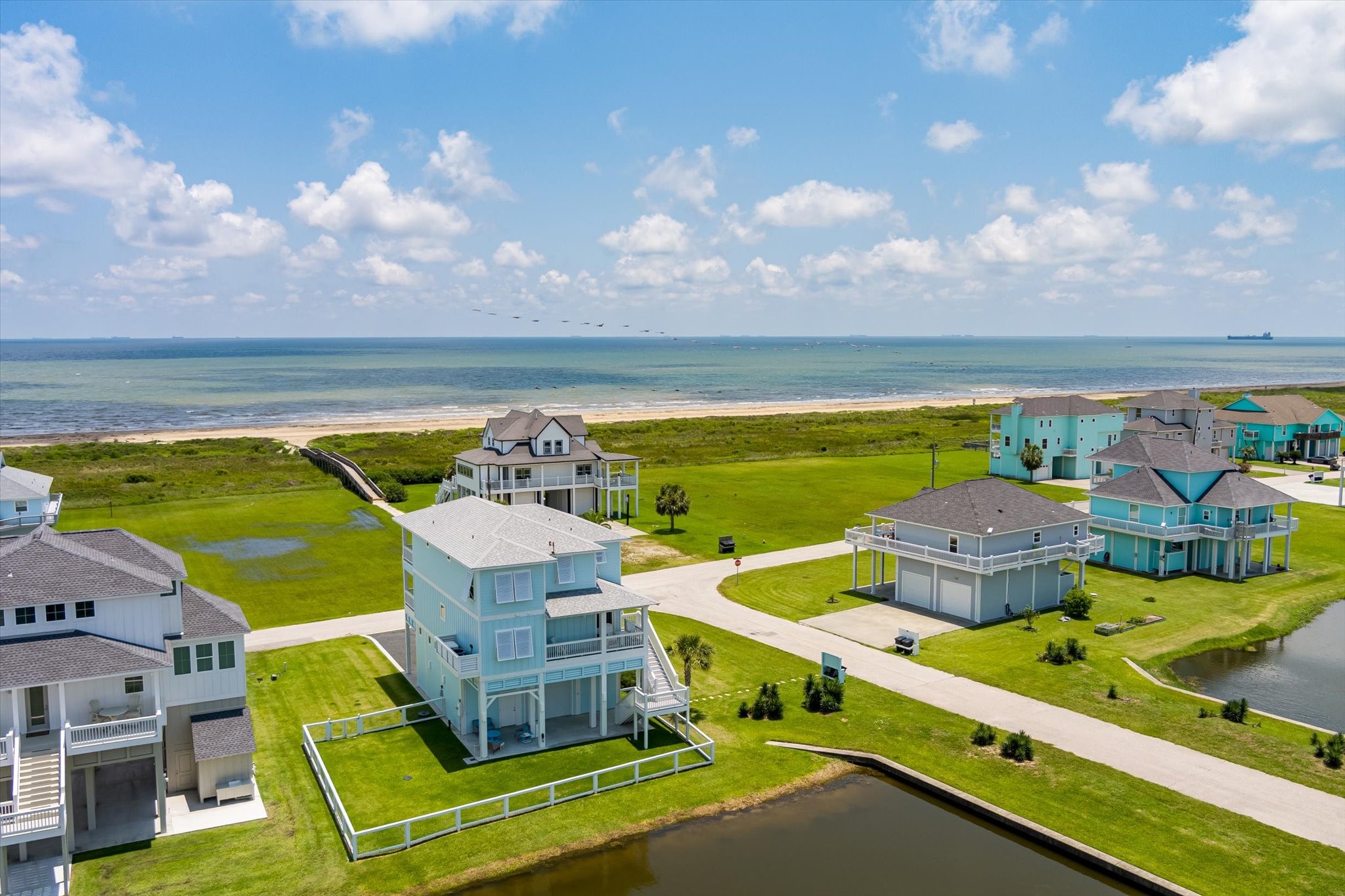 3701 Biscayne Beach Road Port Bolivar, TX 77650 - Photo 3 of 50