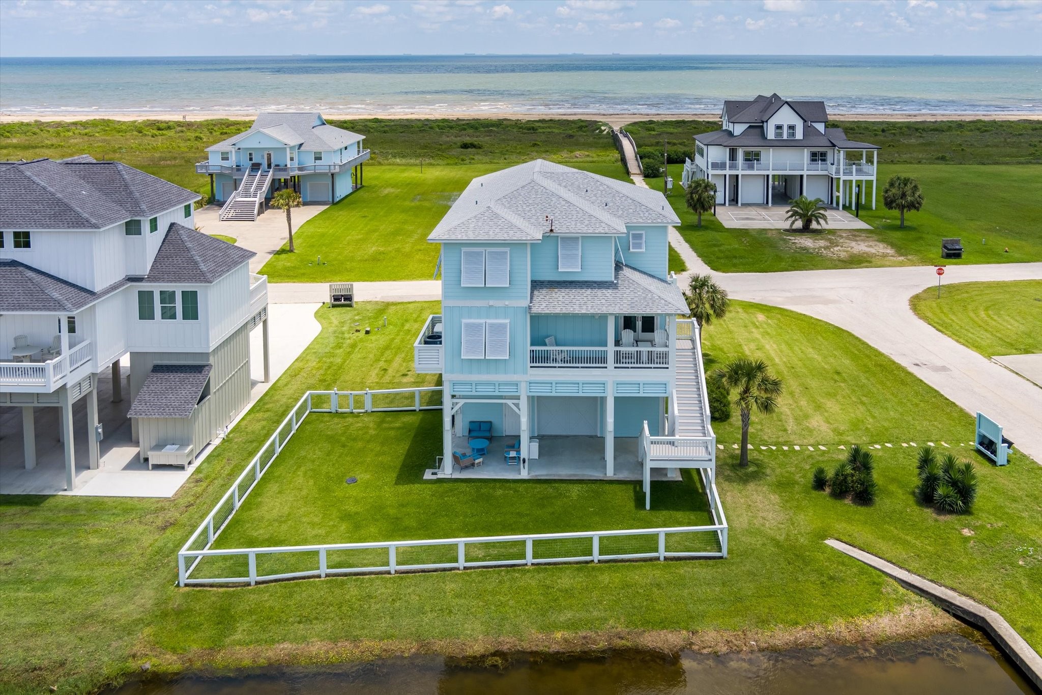 3701 Biscayne Beach Road Port Bolivar, TX 77650 - Photo 4 of 50