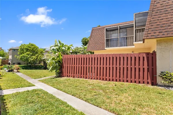 $275,000 | 5822 Swordfish Court, Unit C, Tamarac, FL 33319