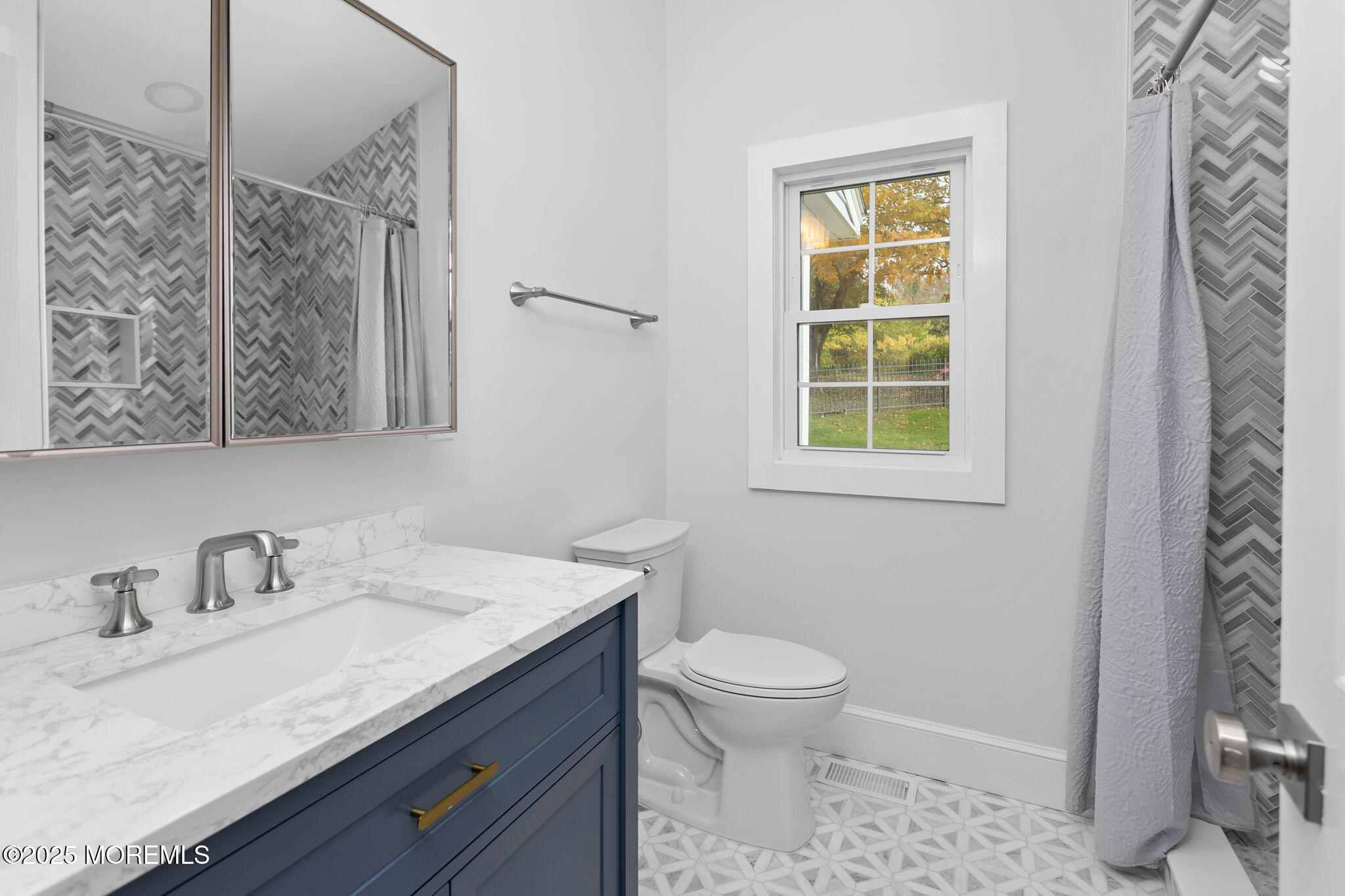 36 Chest-Georgetown Road Columbus, NJ 08022 - Photo 28 of 56 a bathroom with a granite countertop sink toilet and shower