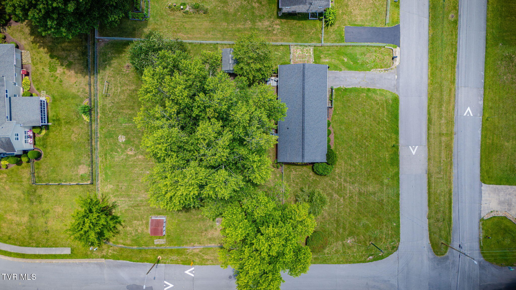 4128 Ranch Road Johnson City, TN 37601 - Photo 31 of 32 105 (4)