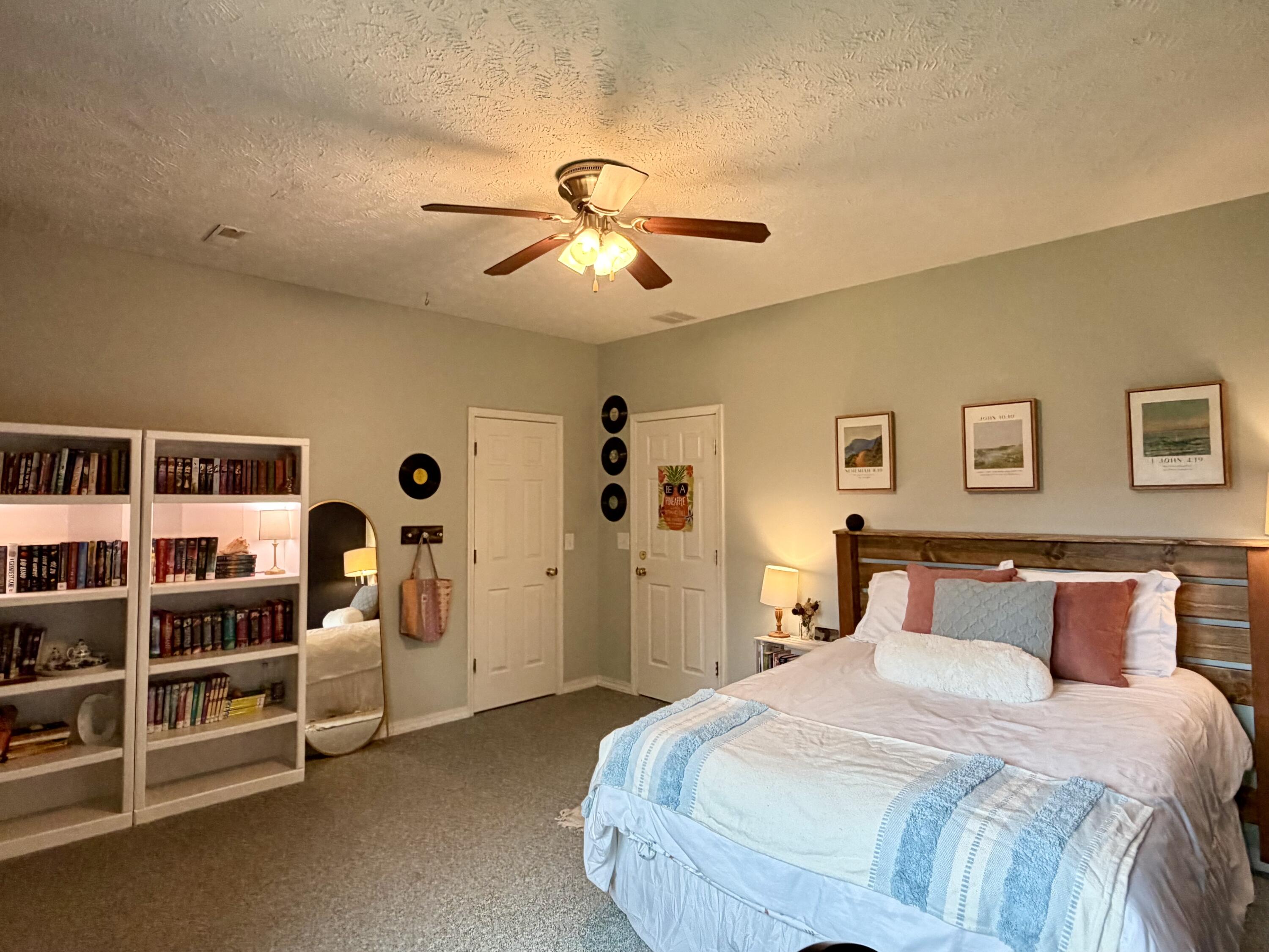 4821 East Cherokee Street Springfield, MO 65809 - Photo 32 of 45 IMG_1553