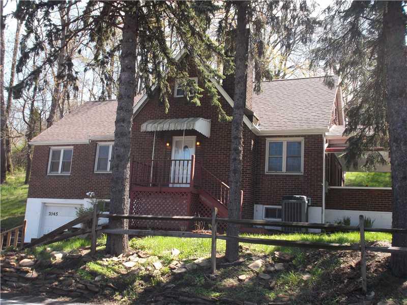 7045 Pleasant Valley Road Irwin, PA 15642 - Photo 1 of 12 Exterior Front.