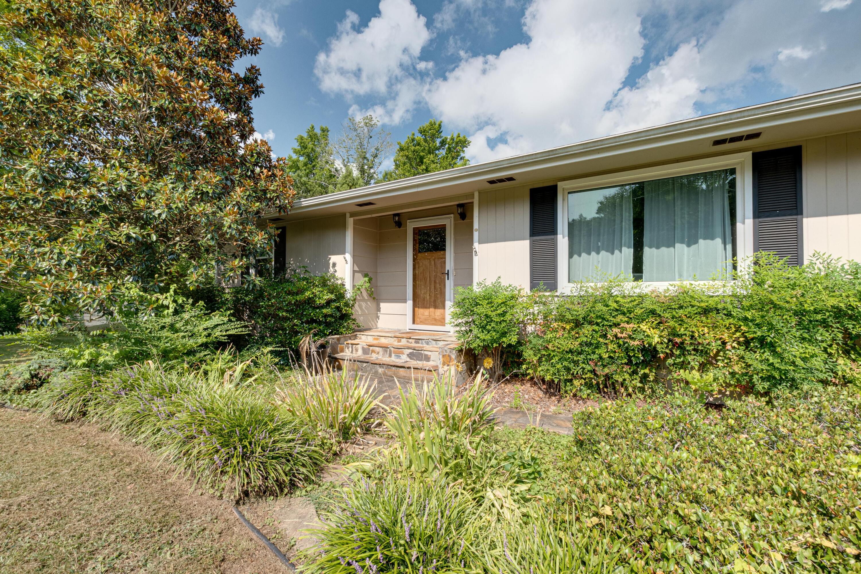 4719 McCahill Road Chattanooga, TN 37415 - Photo 3 of 25 4719 McCahill Rd-3