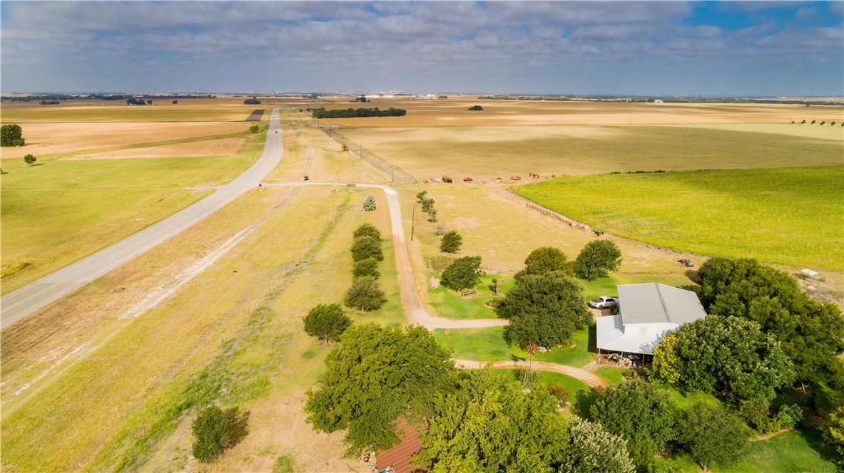 14417 Chandler Road Taylor, TX 76574 - Photo 7 of 16 a view of an ocean and beach