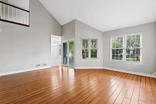 $2,550 | 728 Brandon Place, Wheeling, IL 60090