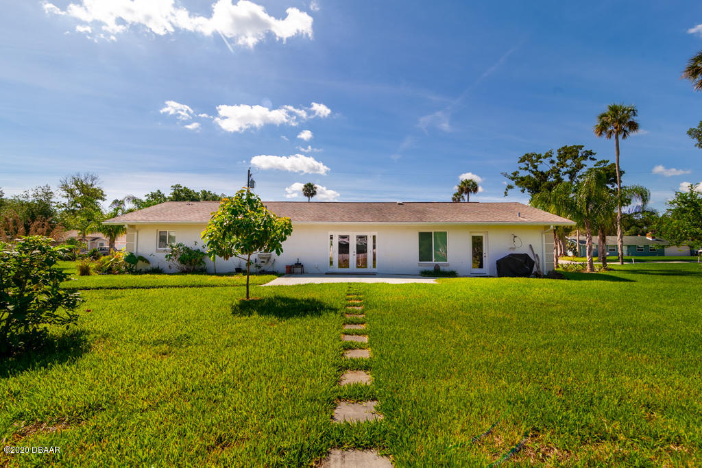 157 Flamingo Road Edgewater, FL 32141 - Photo 23 of 53 Backyard