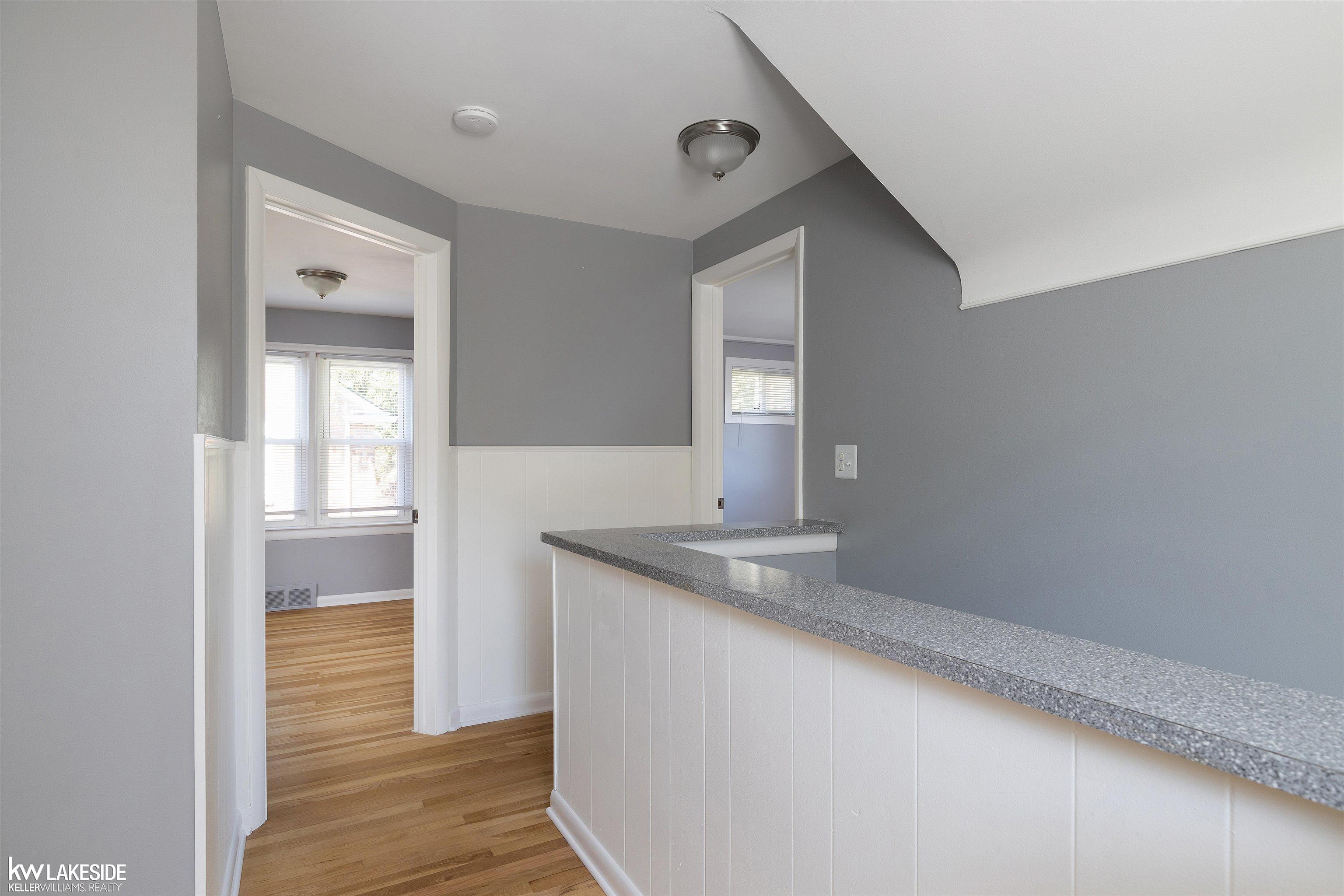 2174 Hawthorne Road Grosse Pointe Woods, MI 48236 - Photo 26 of 43