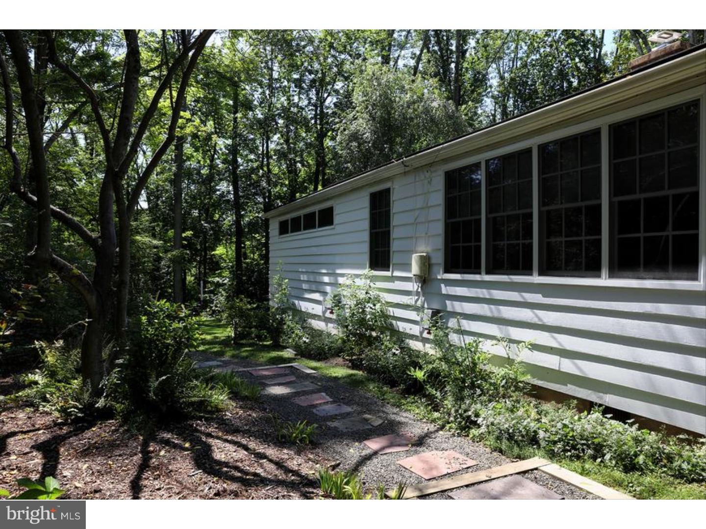 106 Winant Road Princeton, NJ 08540 - Photo 23 of 25 Side Yard