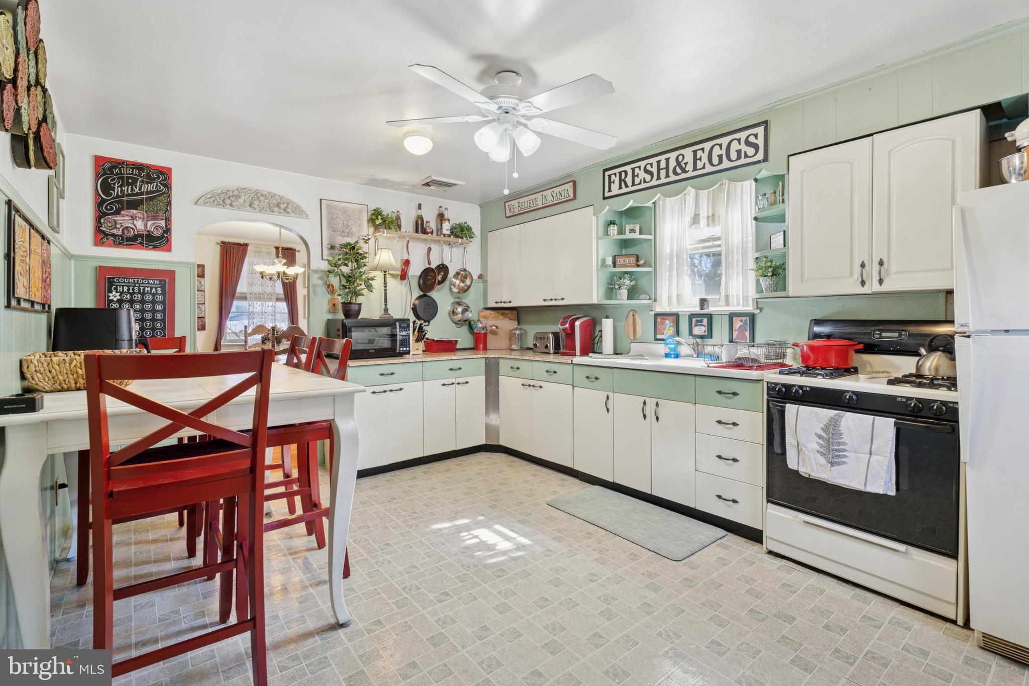522 Montier Road Glenside, PA 19038 - Photo 7 of 15 Kitchen