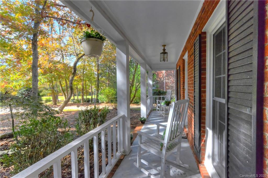 8901 Raintree Lane Charlotte, NC 28277 - Photo 3 of 41 Gallery Image 3