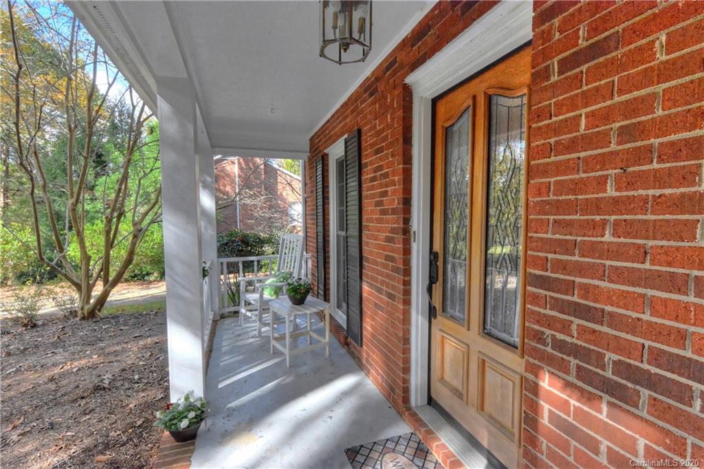 8901 Raintree Lane Charlotte, NC 28277 - Photo 4 of 41 Gallery Image 4
