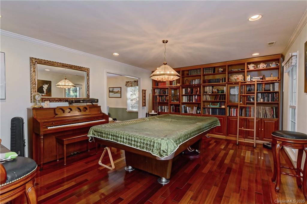 8901 Raintree Lane Charlotte, NC 28277 - Photo 8 of 41 Gallery Image 8