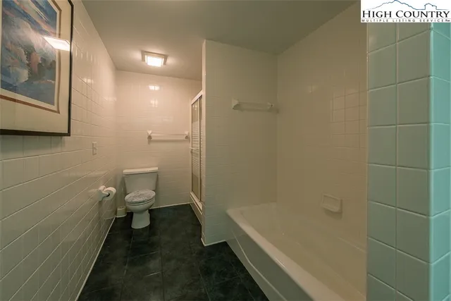 $1,700,000 | 148 Chestnut Ridge Lane, Glade Valley, NC 28627