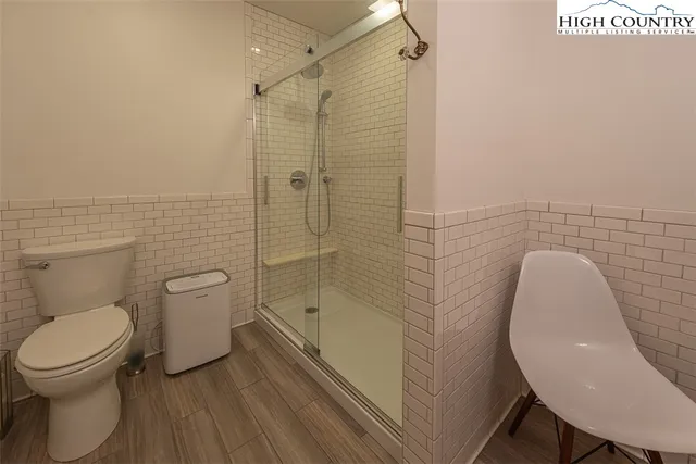 $1,700,000 | 148 Chestnut Ridge Lane, Glade Valley, NC 28627