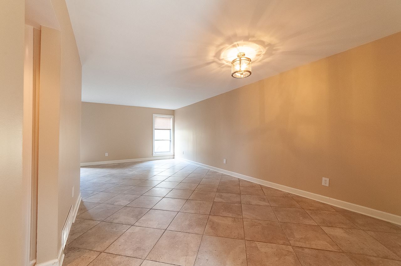 1039 June Road Memphis, TN 38119 - Photo 4 of 24 Gallery Image 4
