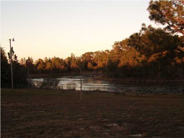 110 Drive Dr:, Unit ROBERTS DeFuniak Springs, FL 32433 - Photo 3 of 14 Additional Photo