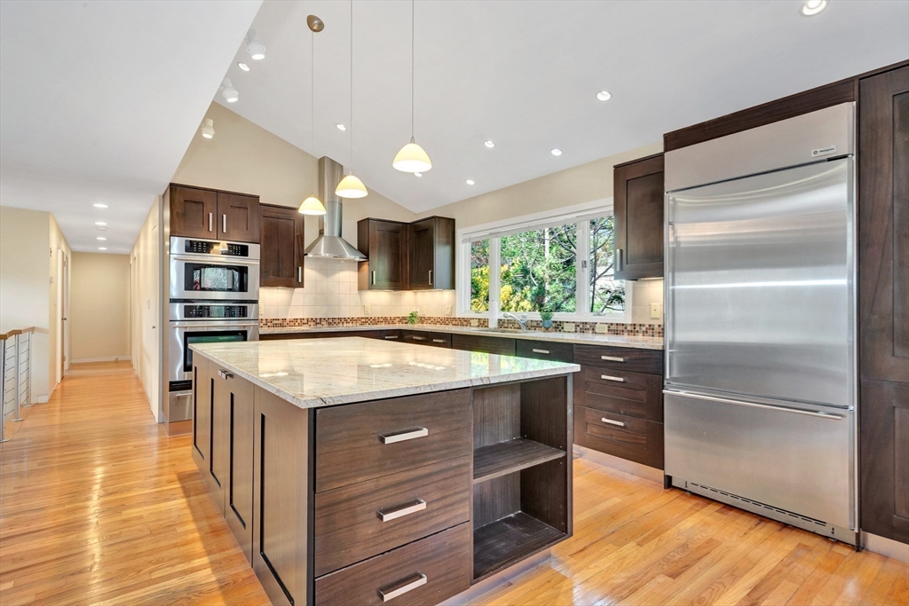 7 Field Road Lexington, MA 02421 - Photo 3 of 30