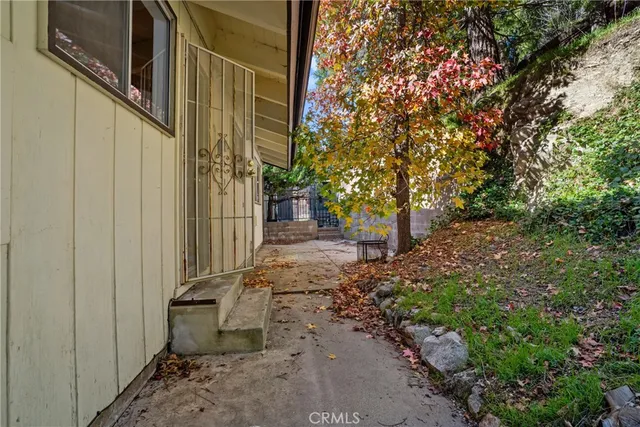 $424,000 | 22348 Glenwood Drive, Crestline, CA 92325