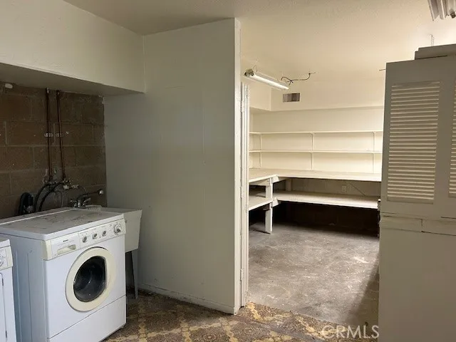 $431,900 | 22348 Glenwood Drive, Crestline, CA 92325