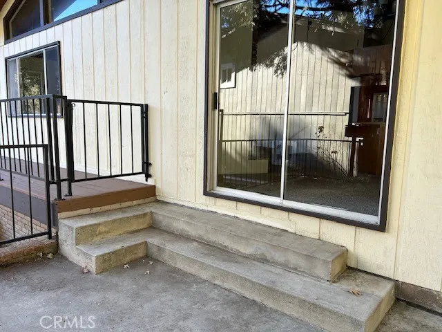 $431,900 | 22348 Glenwood Drive, Crestline, CA 92325